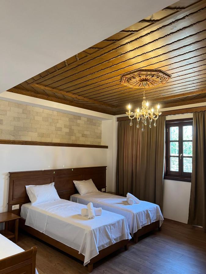 Hotel With Castle View Gjirokastër Extérieur photo