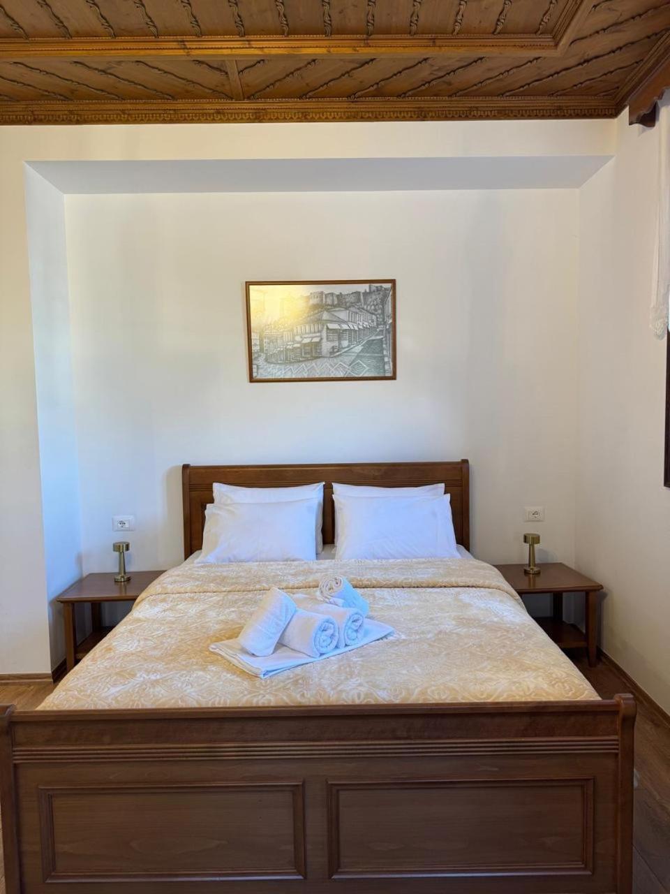 Hotel With Castle View Gjirokastër Extérieur photo